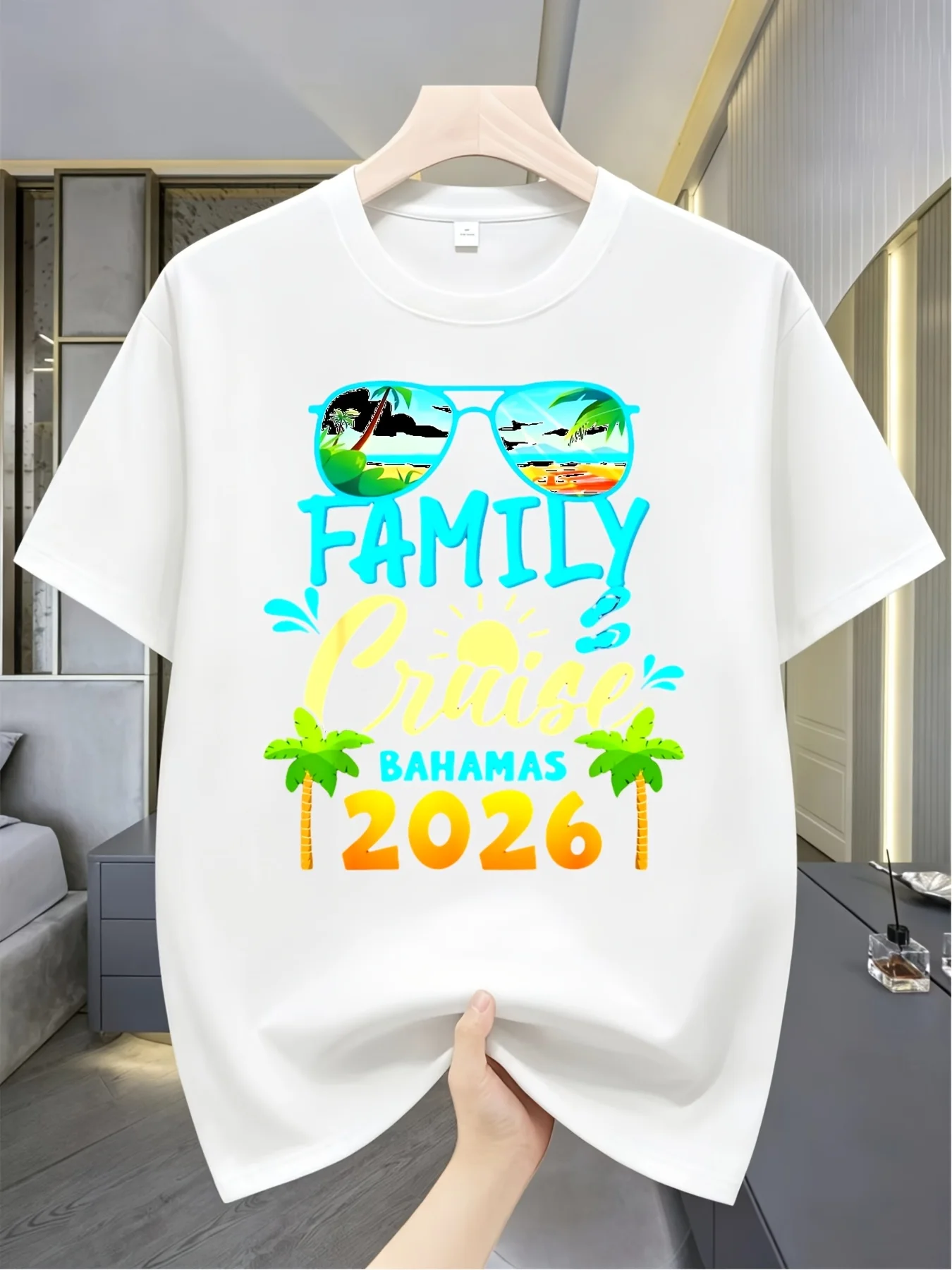 Family Tree Print - เสื้อยืดครอบครัวสำหรับเที่ยวบาฮามาสปี 2026 เสื้อยืดคอกลมแขนสั้นเนื้อนุ่มระบายอากาศได้ดี ลายต้นปาล์มเขตร้อน ดีไซน์เรือสำราญ ใส่สบายทุกฤดู