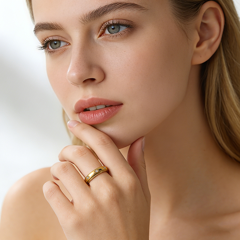แหวนคู่รักทรงดาวหมุนได้ประดับเ - Initial Ring Custom บทวิจารณ์และราคา