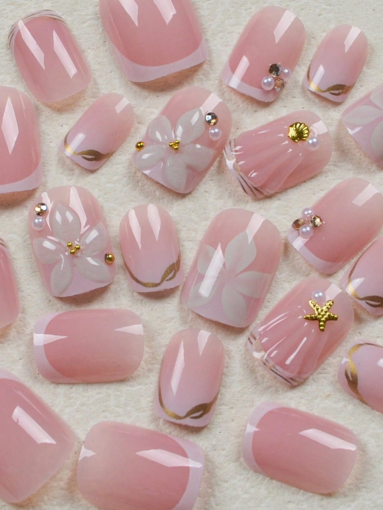ชุดเล็บปลอมอะคริลิคแบบกดติด 24 - Pressed Flower Art บทวิจารณ์และราคา