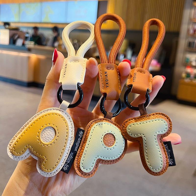 พวงกุญแจหนัง PU 26 ตัวอักษร แฟ - Monogram Keychain Leather บทวิจารณ์และราคา