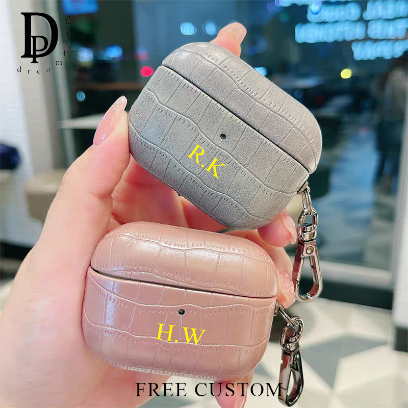 Custom ชื่อหนังจระเข้ Eaphone  - Monogram Keychain Leather บทวิจารณ์และราคา