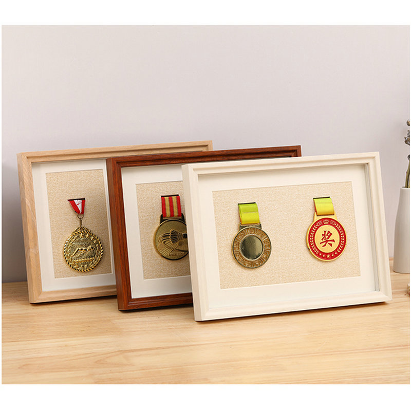 กรอบกล่องไม้ทึบเงาสำหรับเหรียญ - Engraved Wood Frame บทวิจารณ์และราคา
